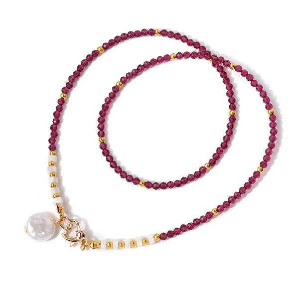 Collier de perles de pierre naturelle rubis