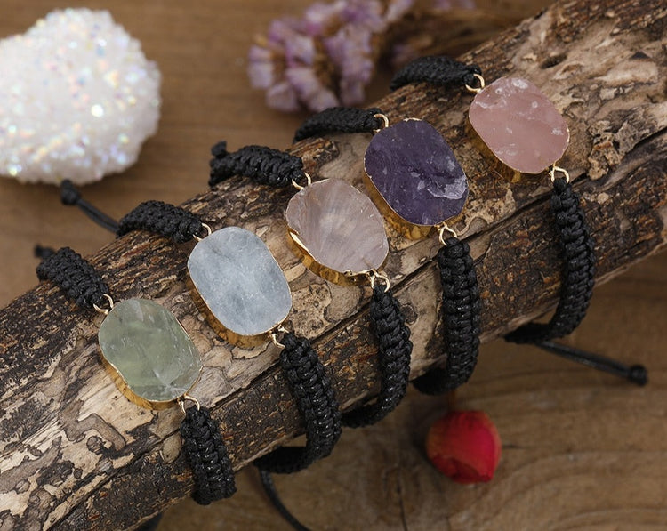 Bracelet en quartz améthyste aux roses naturelles