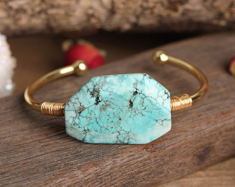 Bracelets tendance à lignes dorées en turquoises